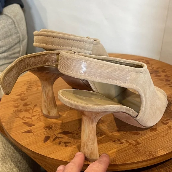 VinceQuest Suede Slingback Sandals In Dune women's size 10